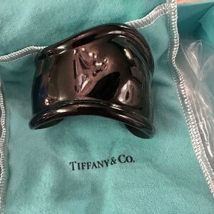 EUC Tiffany & Co Elsa Peretti Bone Cuff, Black